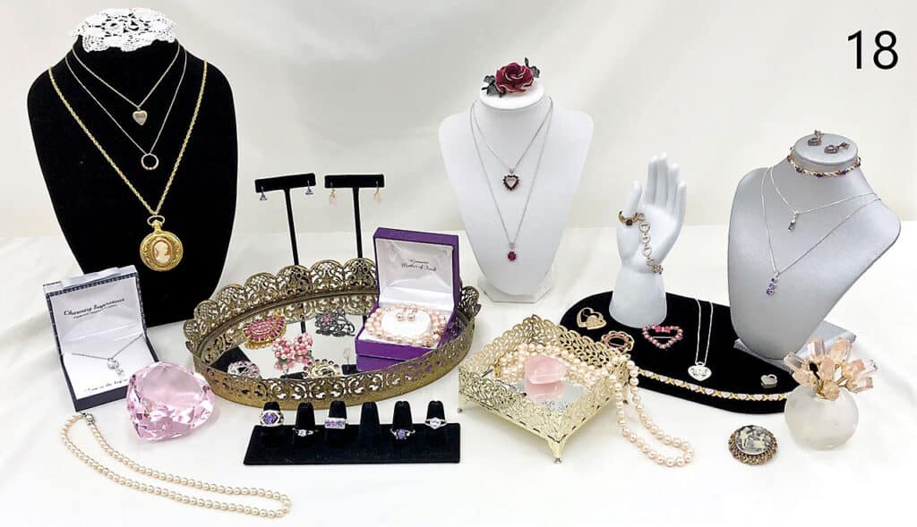 Women's jewelry set.