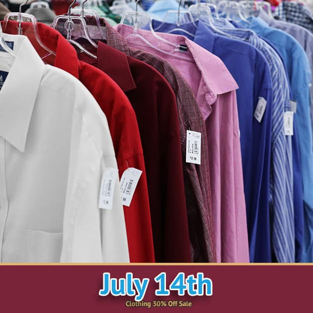 Used clothing sale Fond du Lac on 07/14/22. Clothing 30% off.