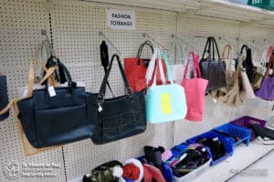 Tote bags for sale in Fond du Lac.