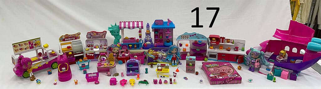 Shopkins toys.